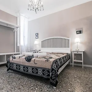 Apartment Ai Greci Residenza Quaggio, Venice